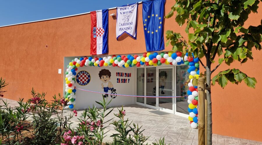 PHOTO-2023-12-20-12-21-45 PHOTO-2023-12-20-12-21-45